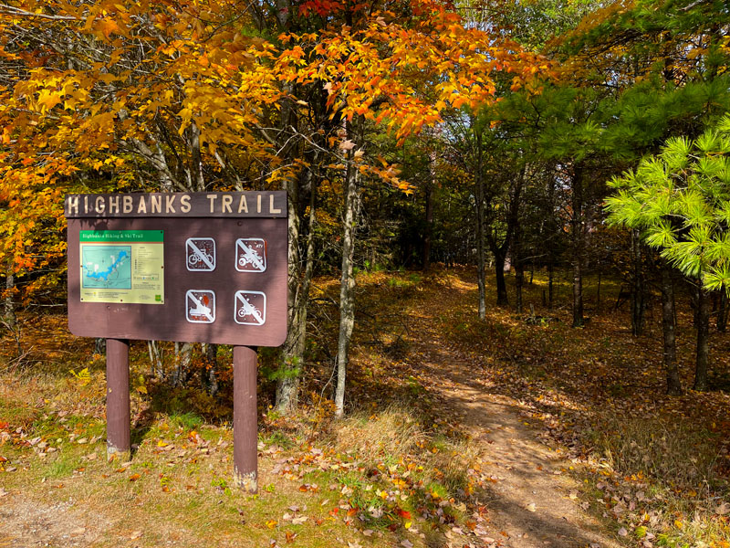 Trailhead of Highbanks Trail in Fall