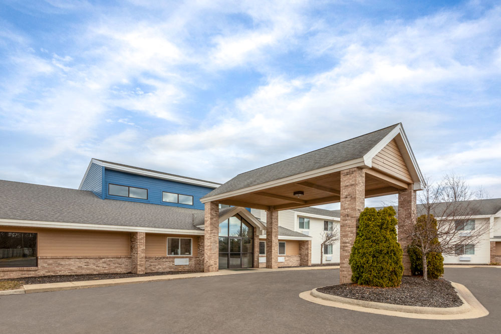 Exterior of AmericInn
